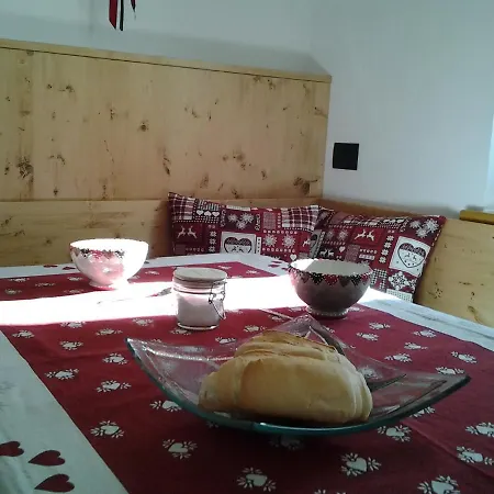 Cuore Delle Dolomiti Alloggi Vacanze *